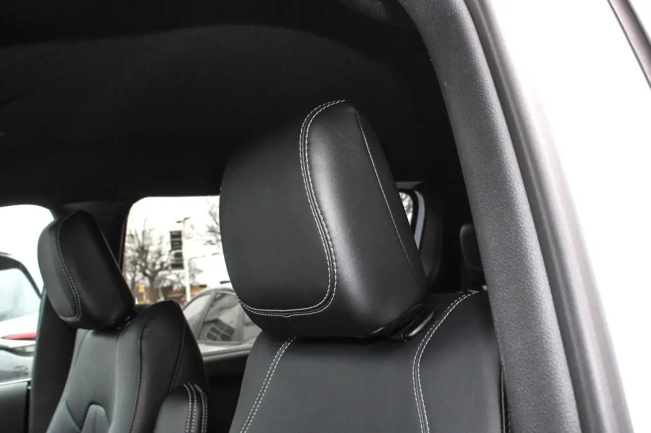 Chrysler Grand Caravan photo Chrysler Grand Caravan