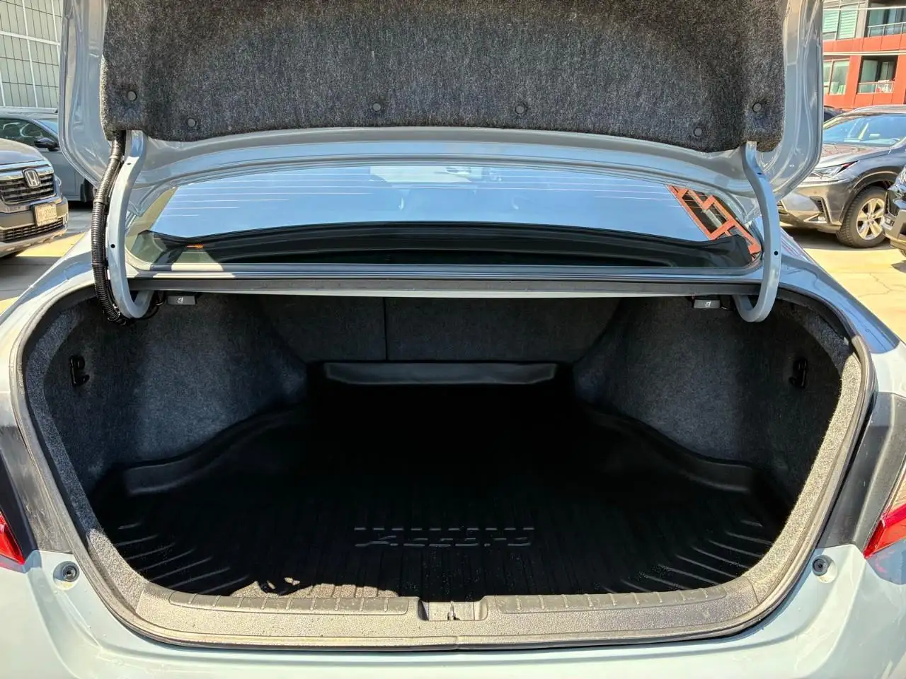Honda Accord снимка Honda Accord