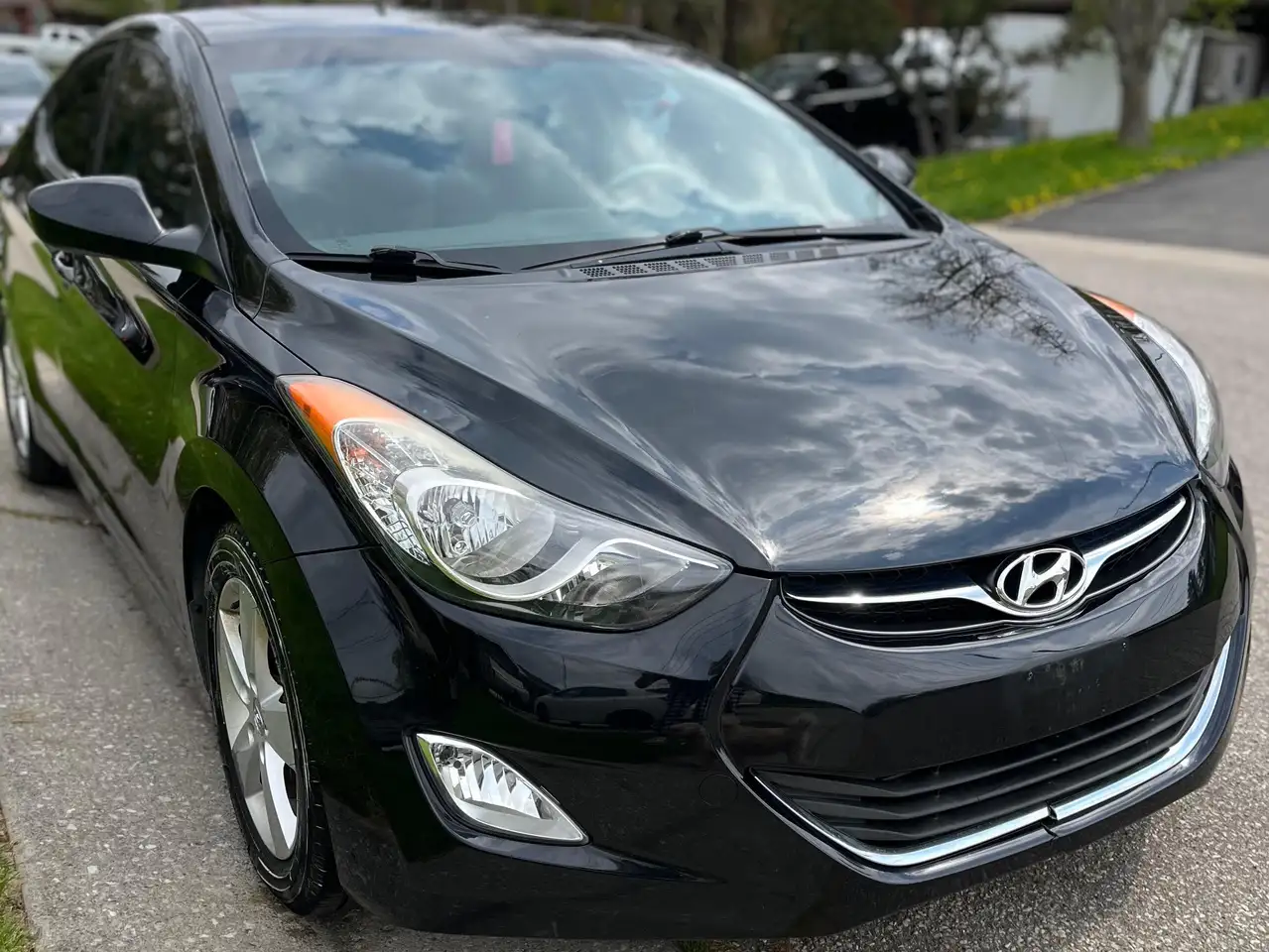 Hyundai ELANTRA снимка Hyundai ELANTRA