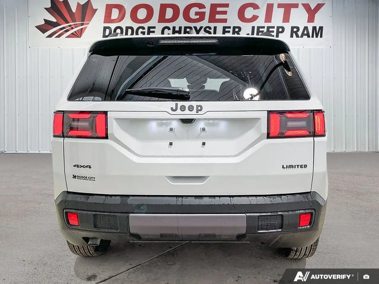 Jeep Cherokee photo Jeep Cherokee