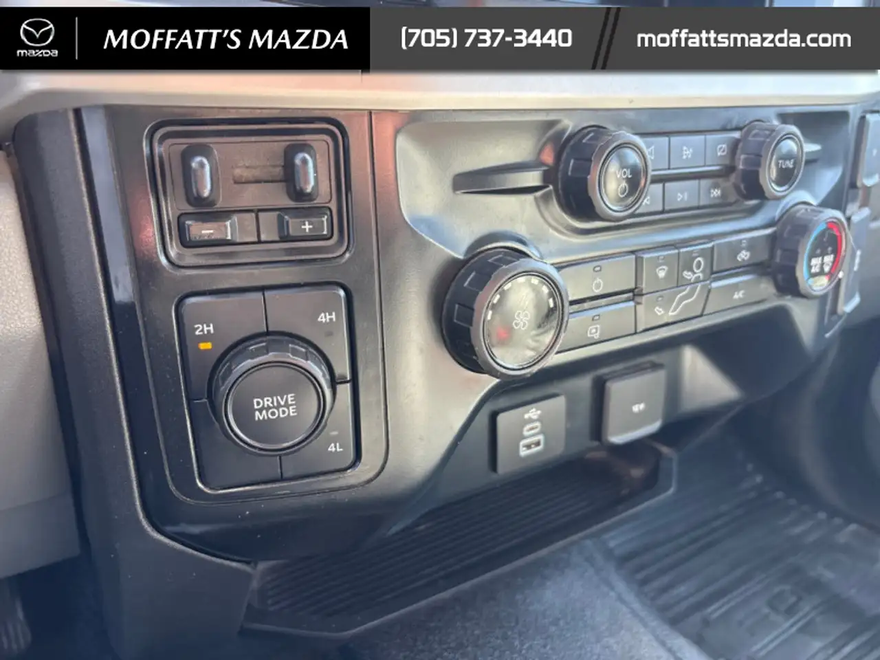 Ford F-550 Super Duty снимка Ford F-550 Super Duty