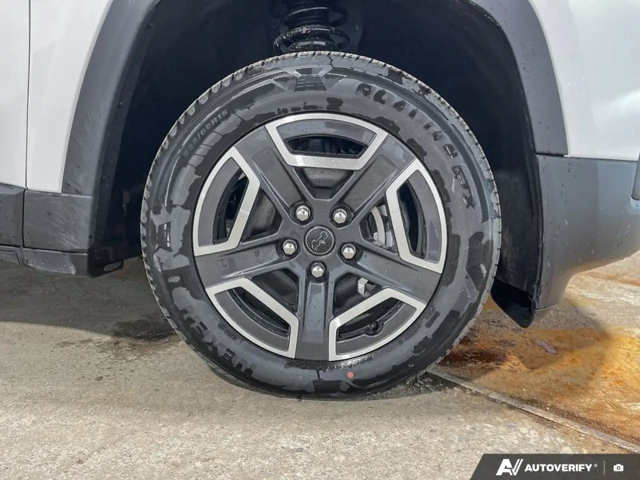 Jeep Cherokee photo Jeep Cherokee