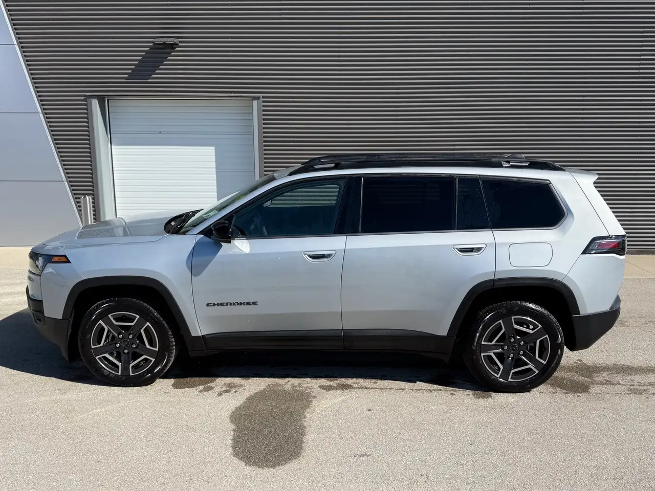 Jeep Cherokee photo Jeep Cherokee