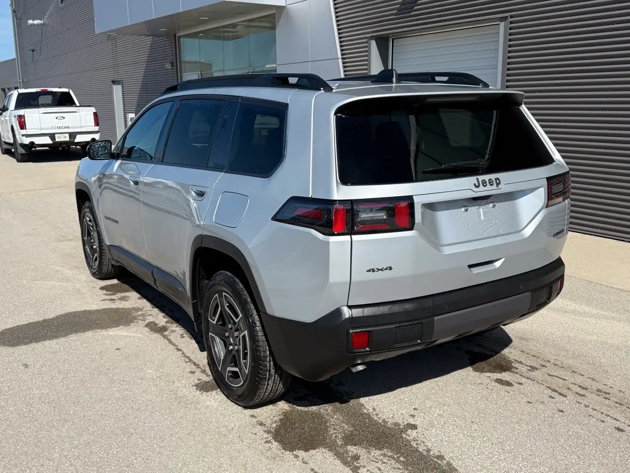 Jeep Cherokee photo Jeep Cherokee