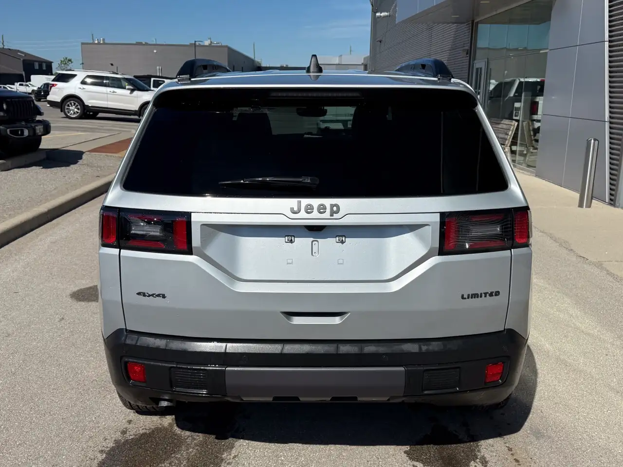 Jeep Cherokee photo Jeep Cherokee