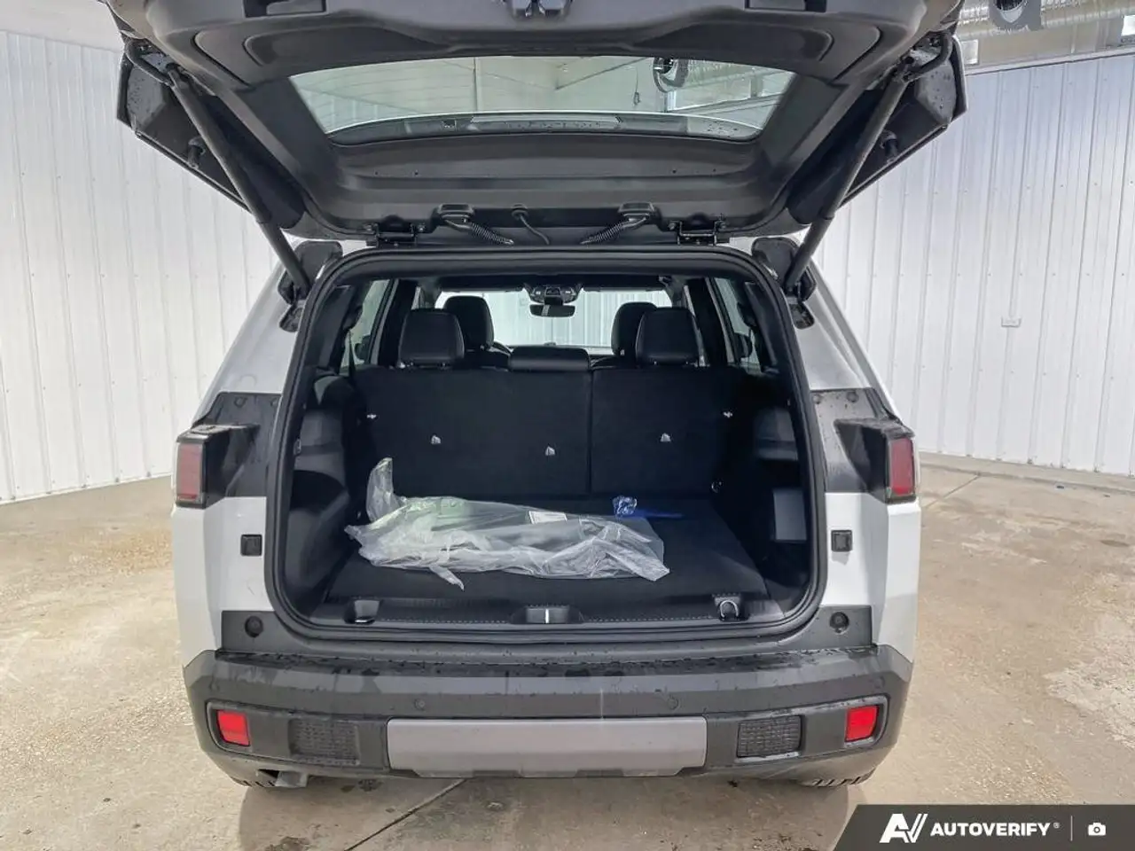 Jeep Cherokee photo Jeep Cherokee