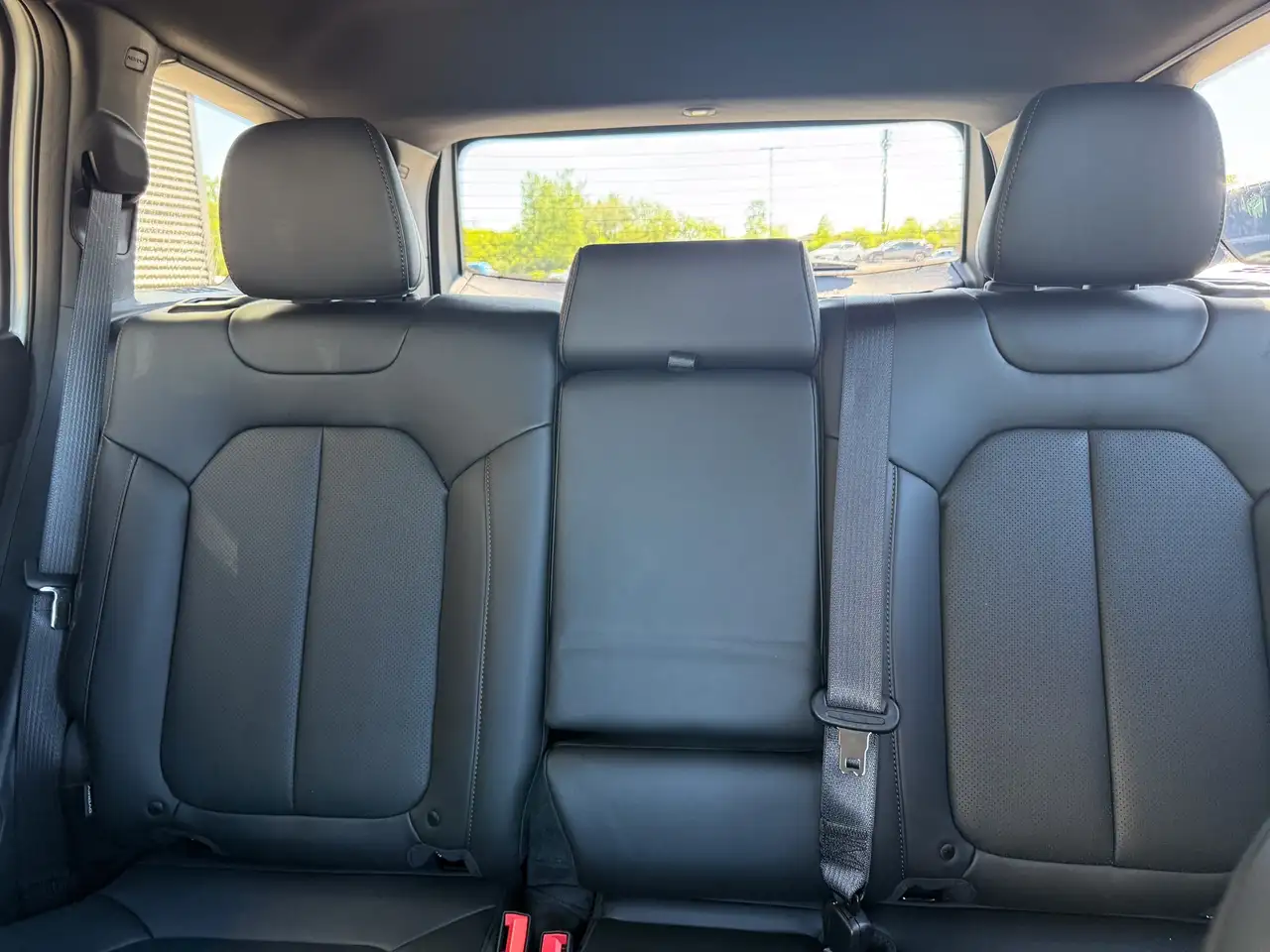 Jeep Cherokee photo Jeep Cherokee