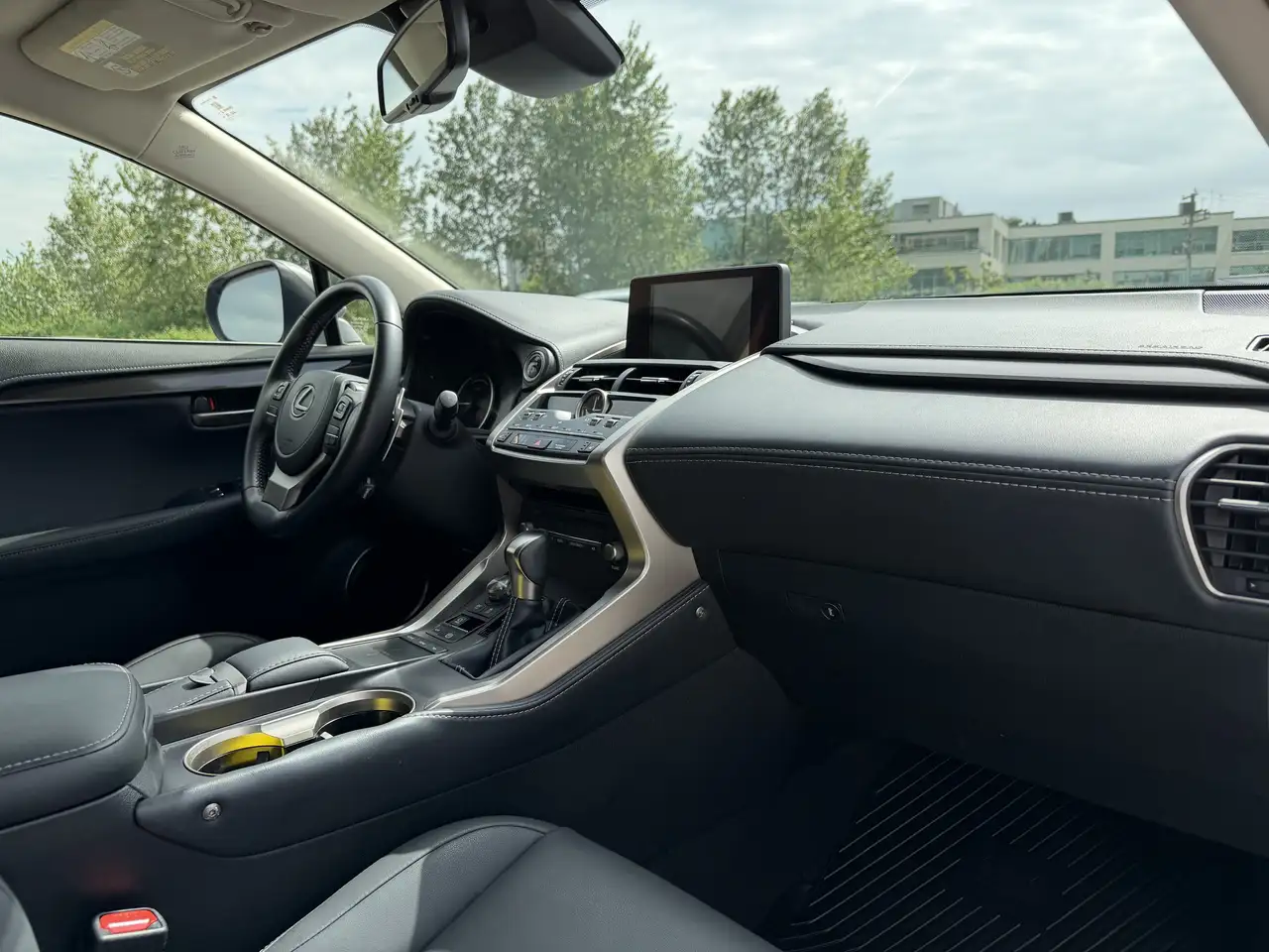 Lexus NX fotografie Lexus NX