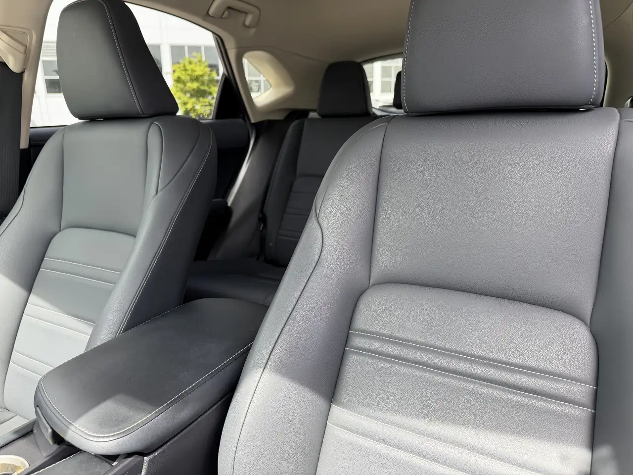Lexus NX fotografie Lexus NX