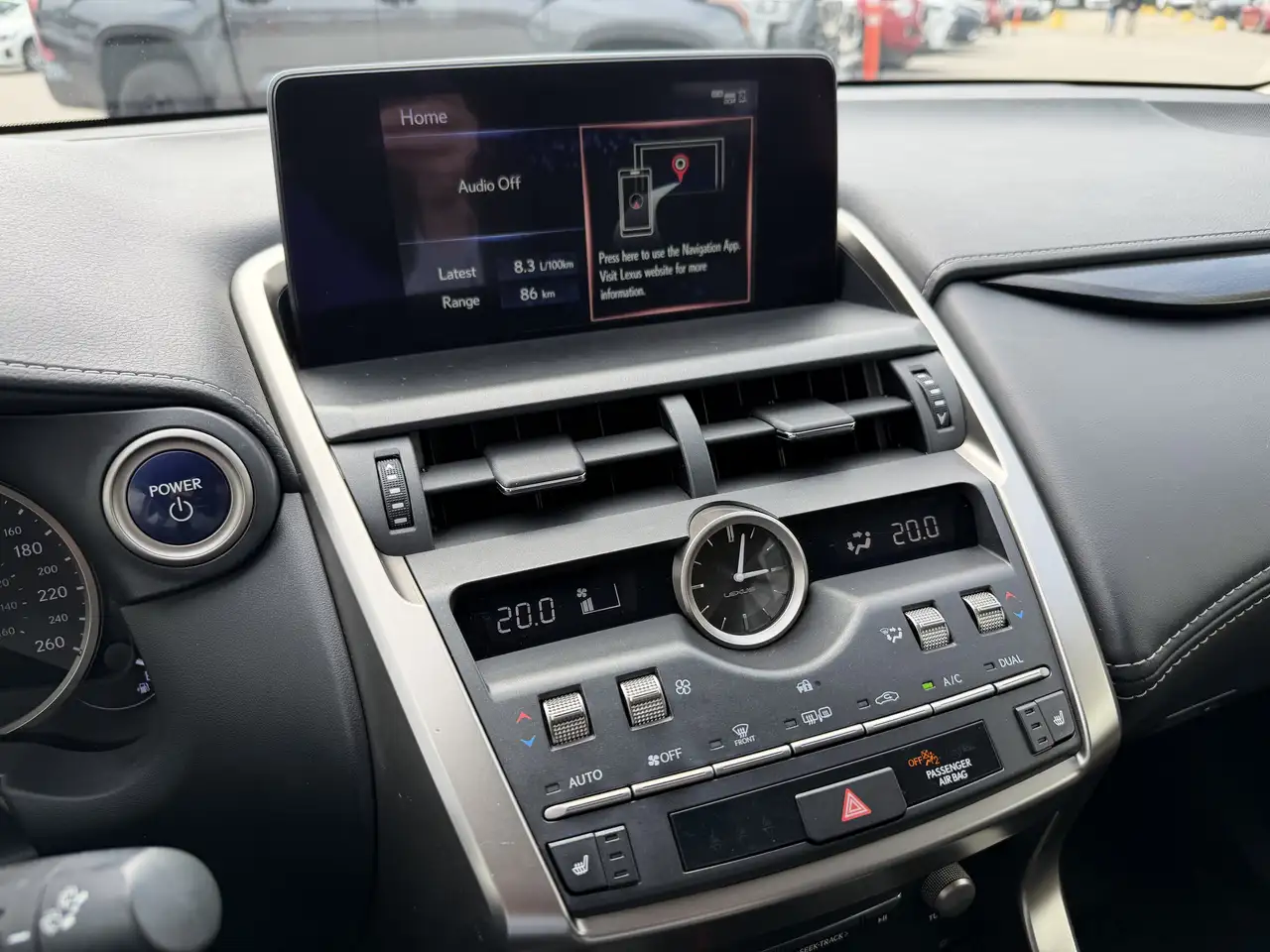 Lexus NX fotografie Lexus NX