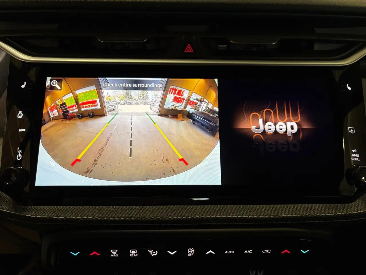 Jeep Cherokee photo Jeep Cherokee