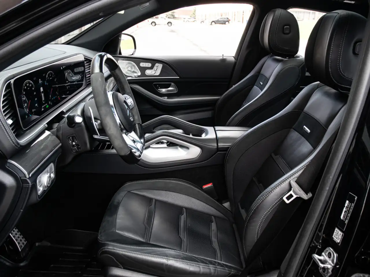 Mercedes-Benz GLE снимка Mercedes-Benz GLE