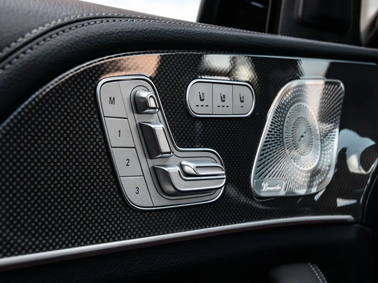 Mercedes-Benz GLE снимка Mercedes-Benz GLE
