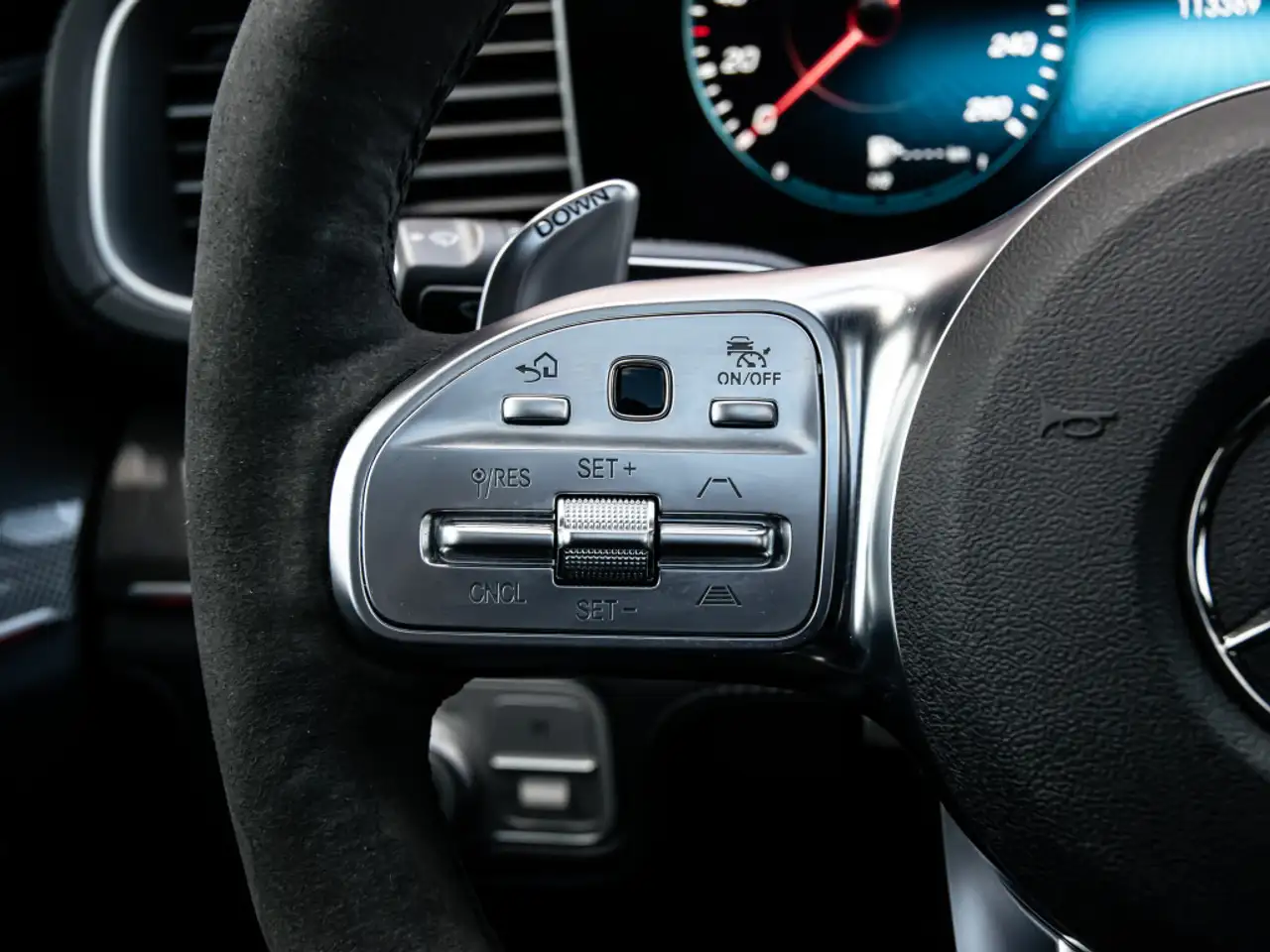 Mercedes-Benz GLE снимка Mercedes-Benz GLE