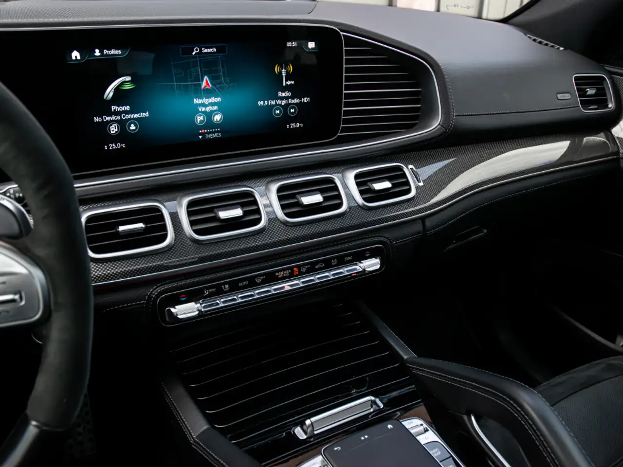 Mercedes-Benz GLE снимка Mercedes-Benz GLE