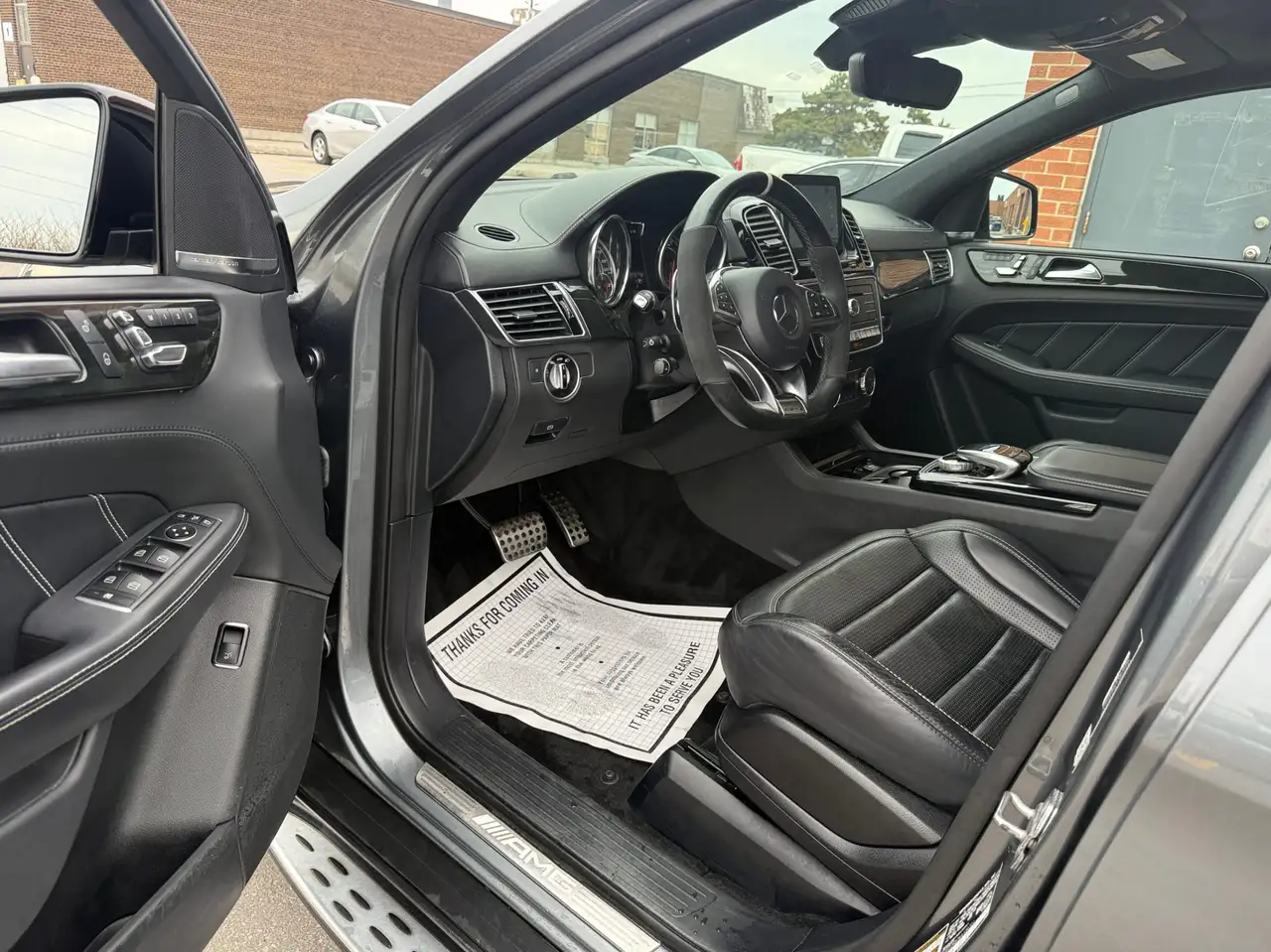 Mercedes-Benz GLE снимка Mercedes-Benz GLE
