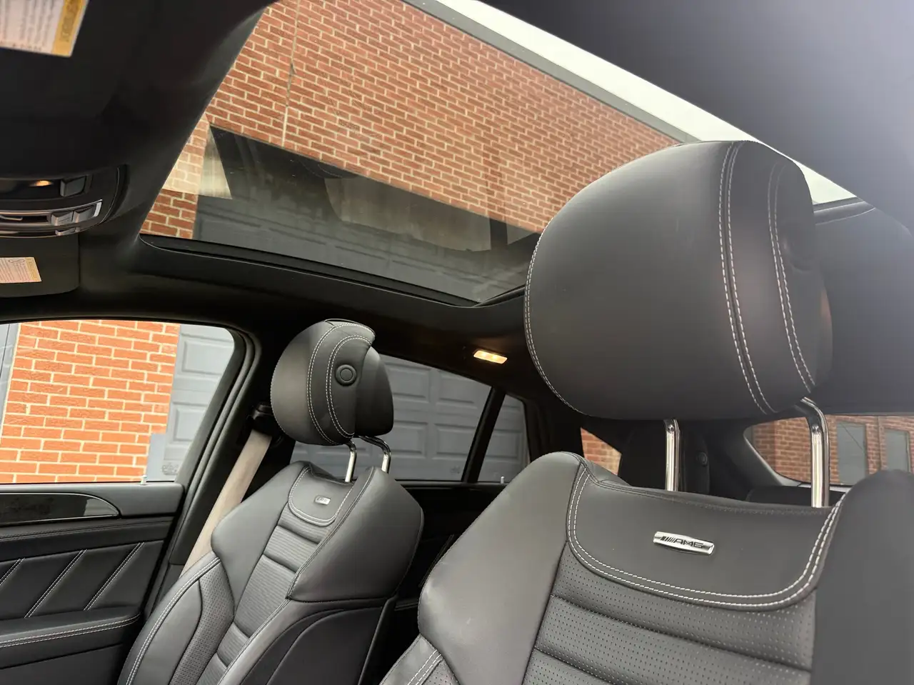 Mercedes-Benz GLE снимка Mercedes-Benz GLE