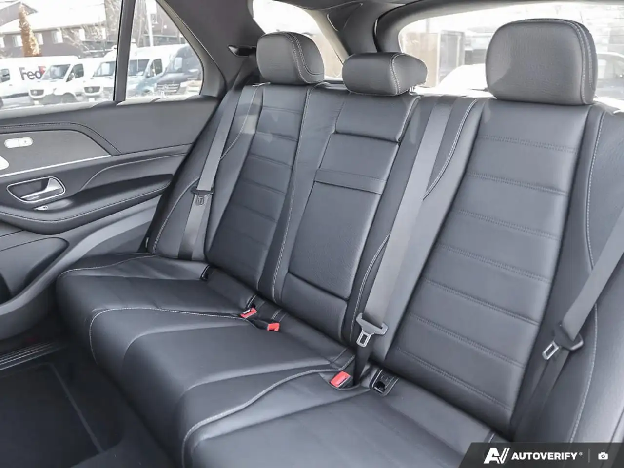 Mercedes-Benz GLE снимка Mercedes-Benz GLE