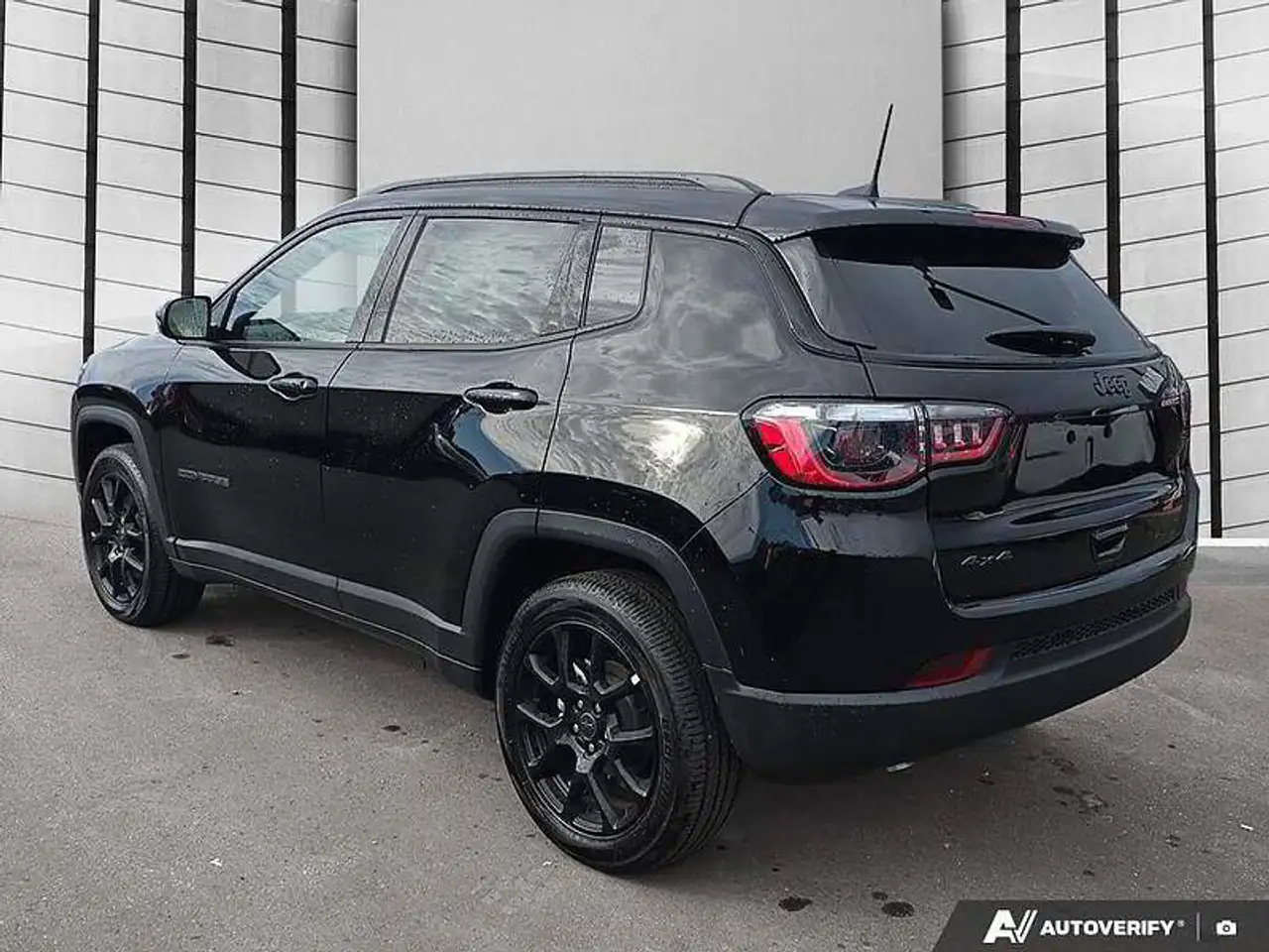 Jeep Compass снимка Jeep Compass