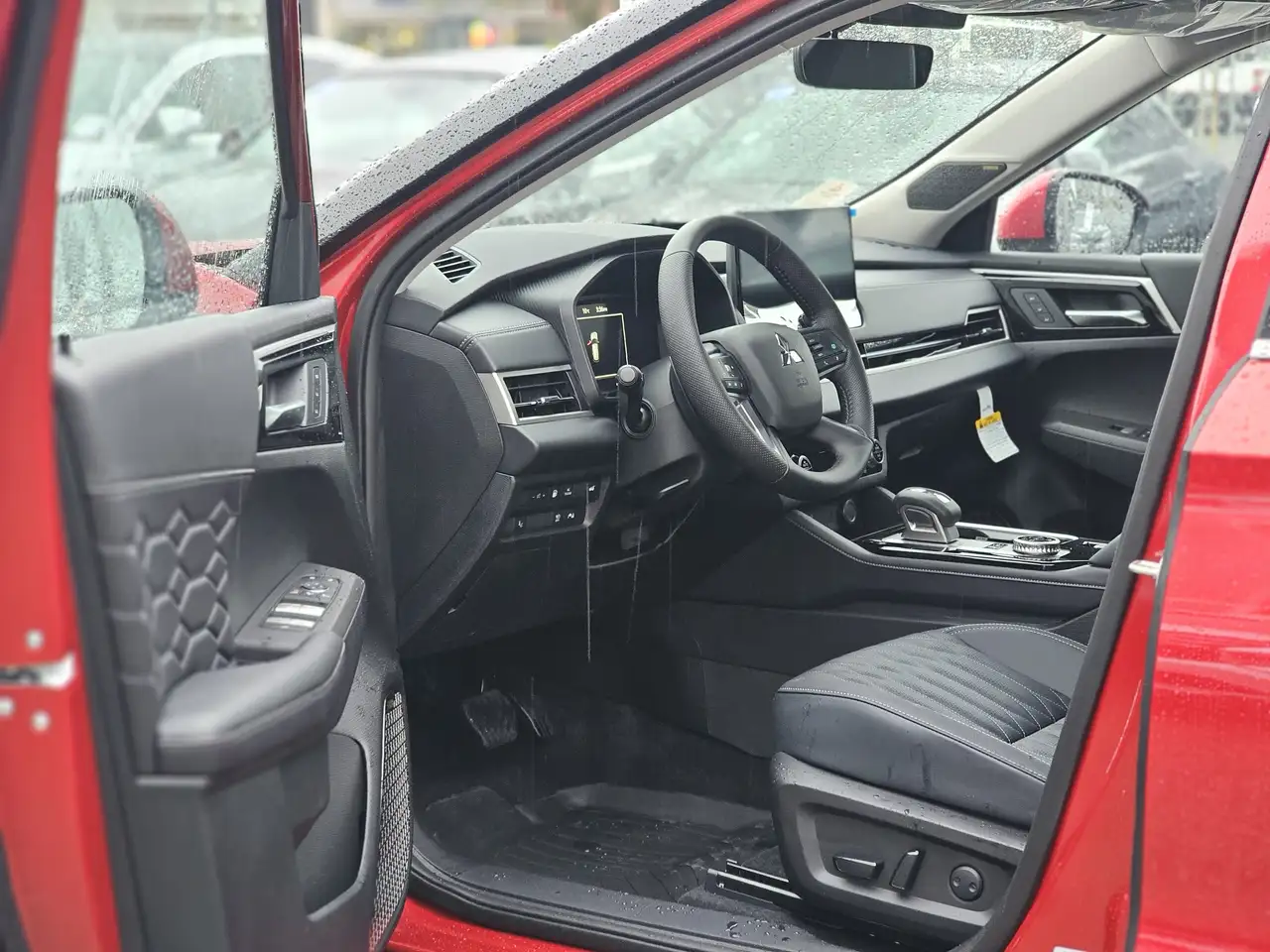 Mitsubishi Outlander снимка Mitsubishi Outlander