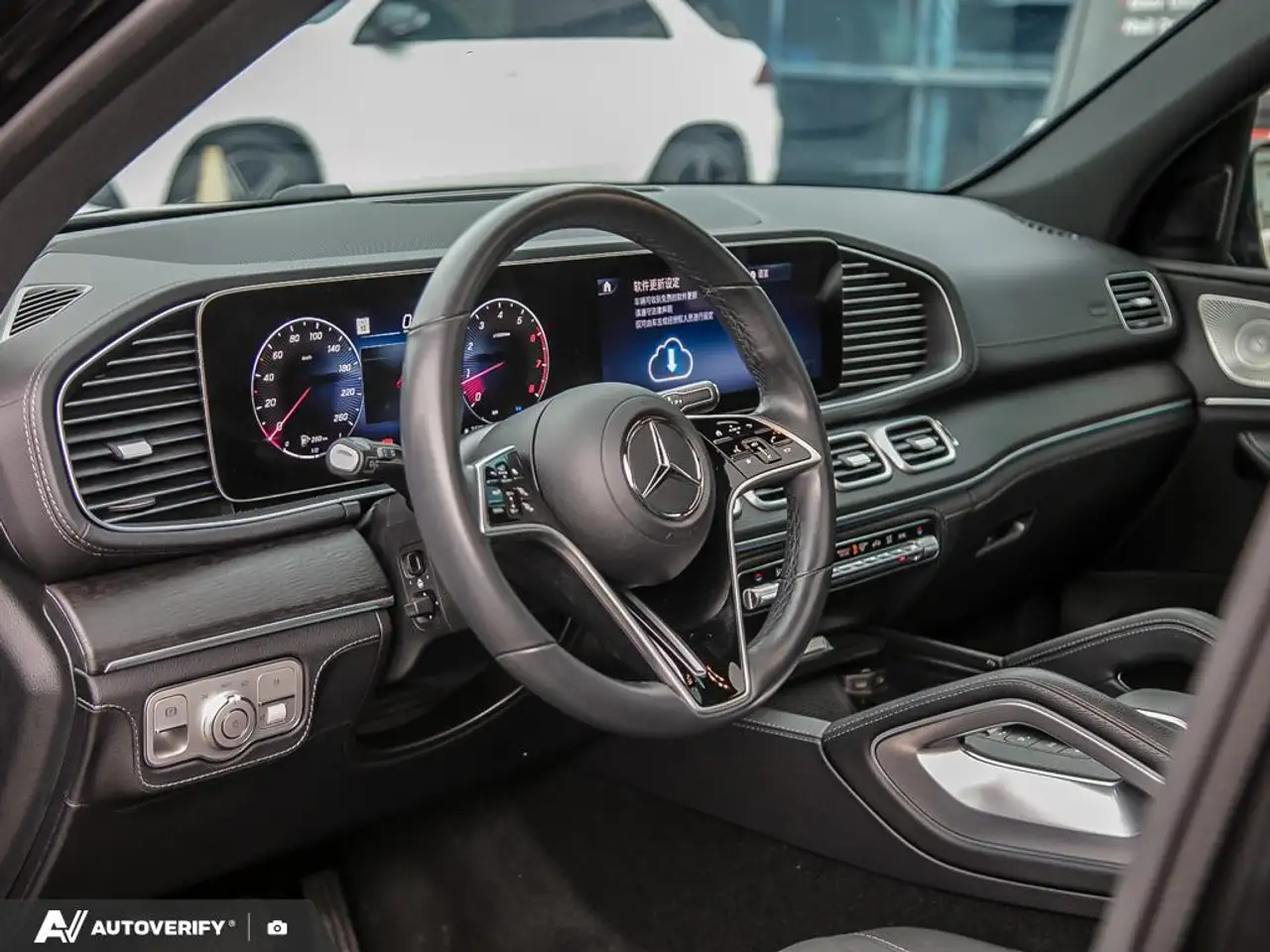Mercedes-Benz GLE снимка Mercedes-Benz GLE