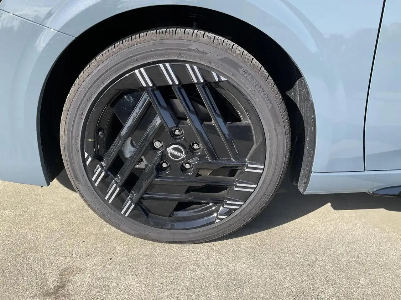 Nissan Sentra снимка Nissan Sentra