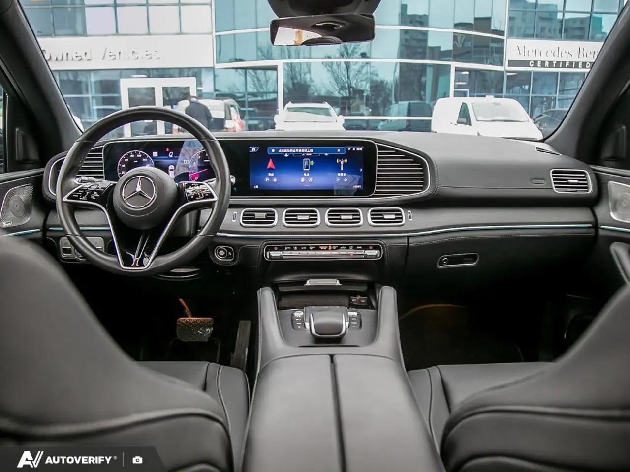 Mercedes-Benz GLE снимка Mercedes-Benz GLE