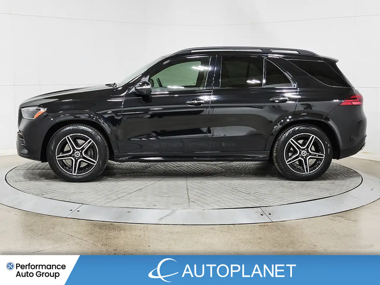 Mercedes-Benz GLE снимка Mercedes-Benz GLE