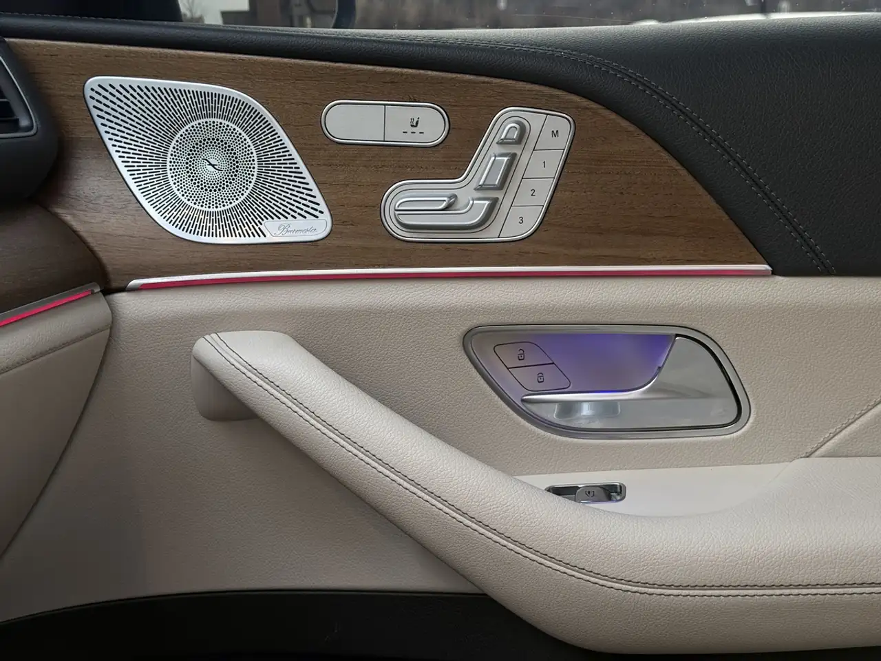 Mercedes-Benz GLE снимка Mercedes-Benz GLE