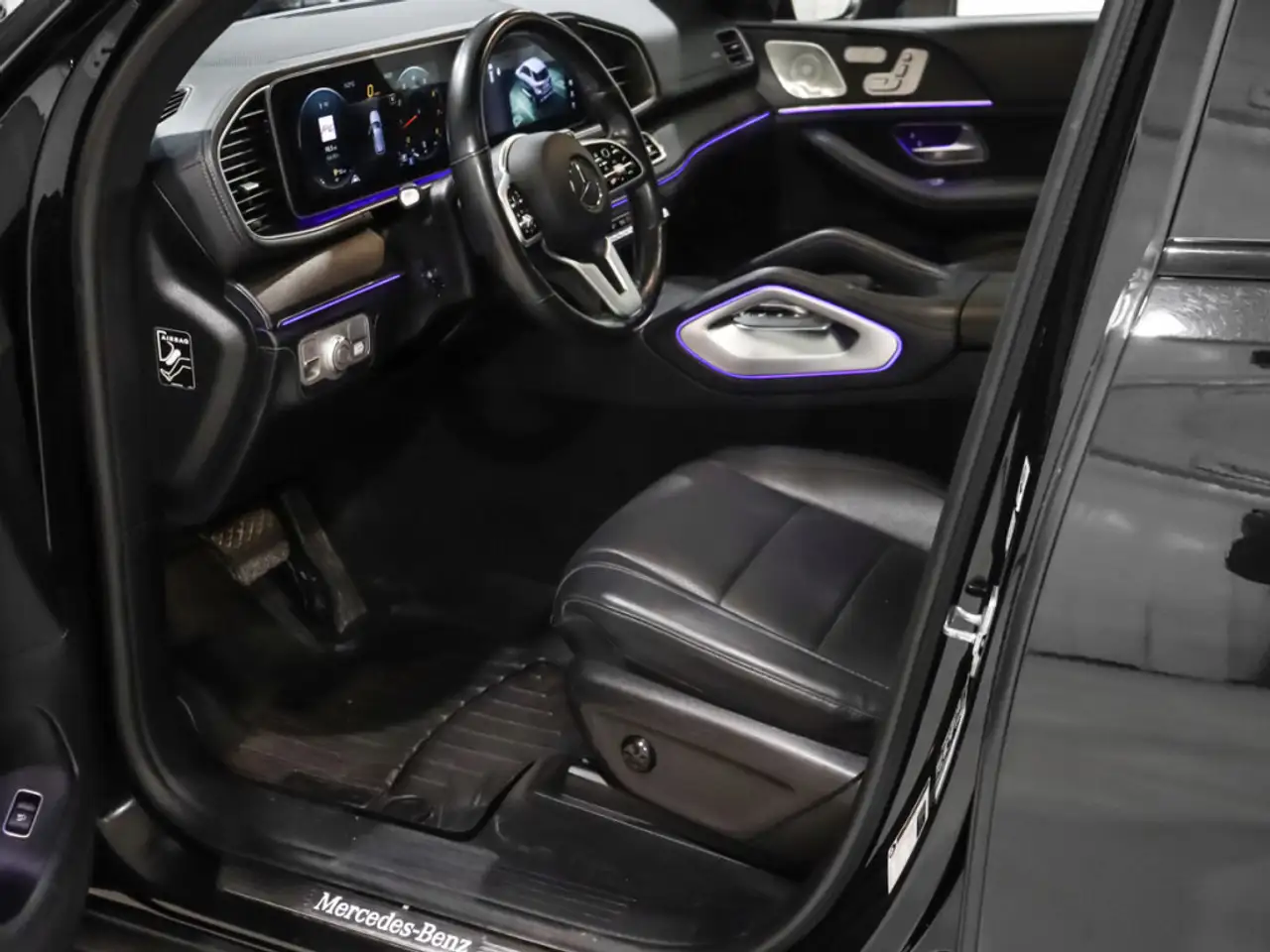 Mercedes-Benz GLE снимка Mercedes-Benz GLE