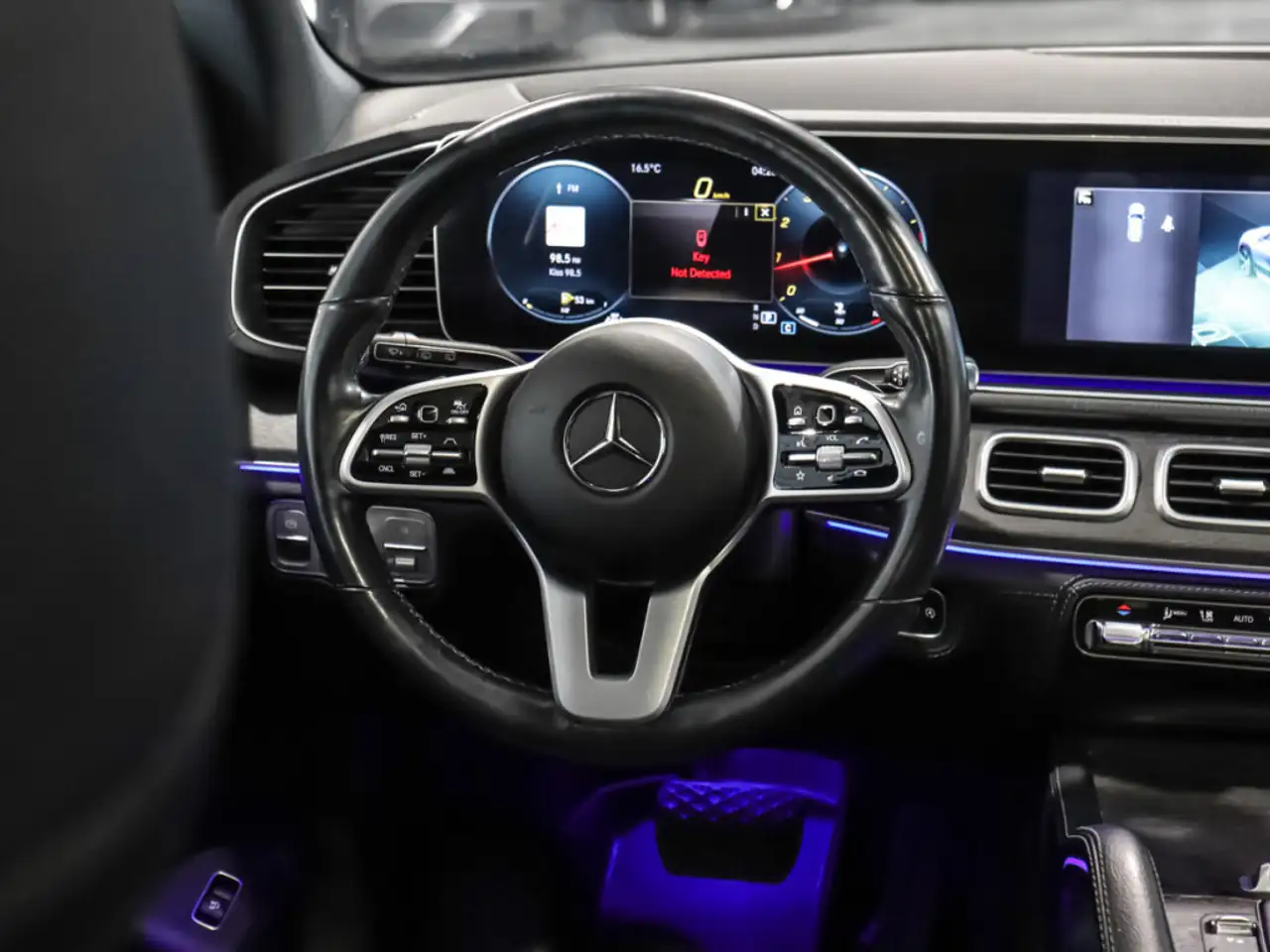 Mercedes-Benz GLE снимка Mercedes-Benz GLE