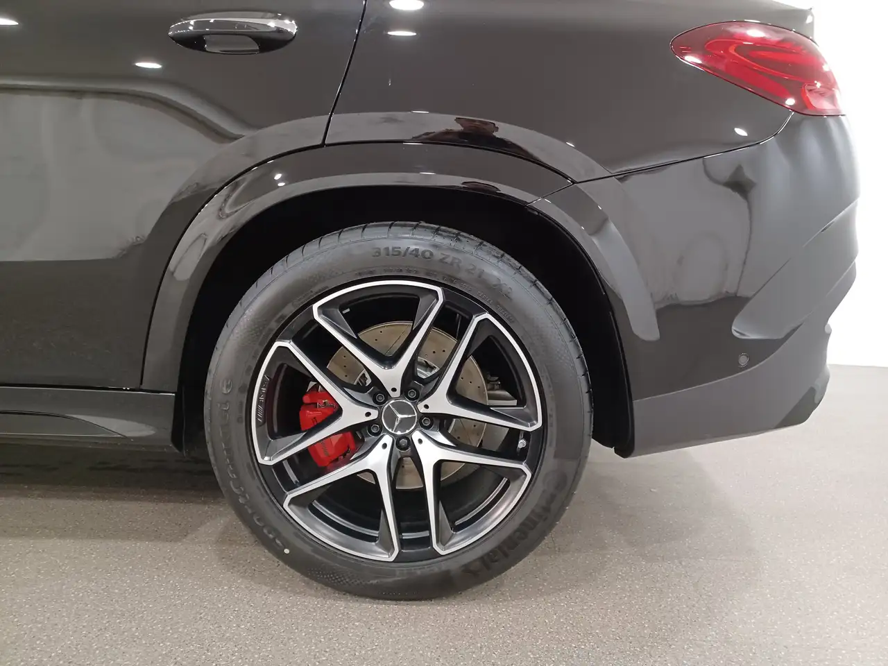 Mercedes-Benz GLE снимка Mercedes-Benz GLE