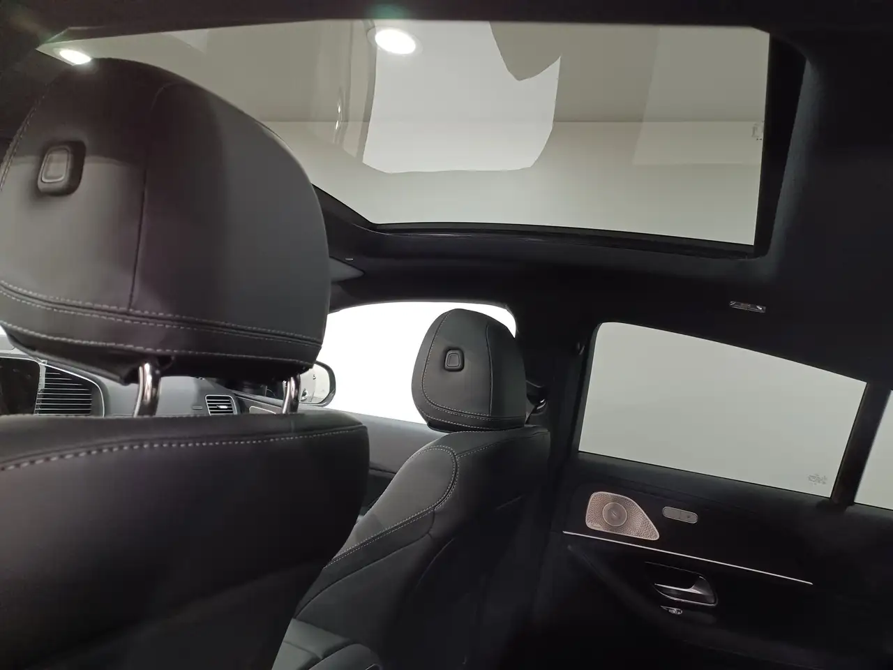 Mercedes-Benz GLE снимка Mercedes-Benz GLE