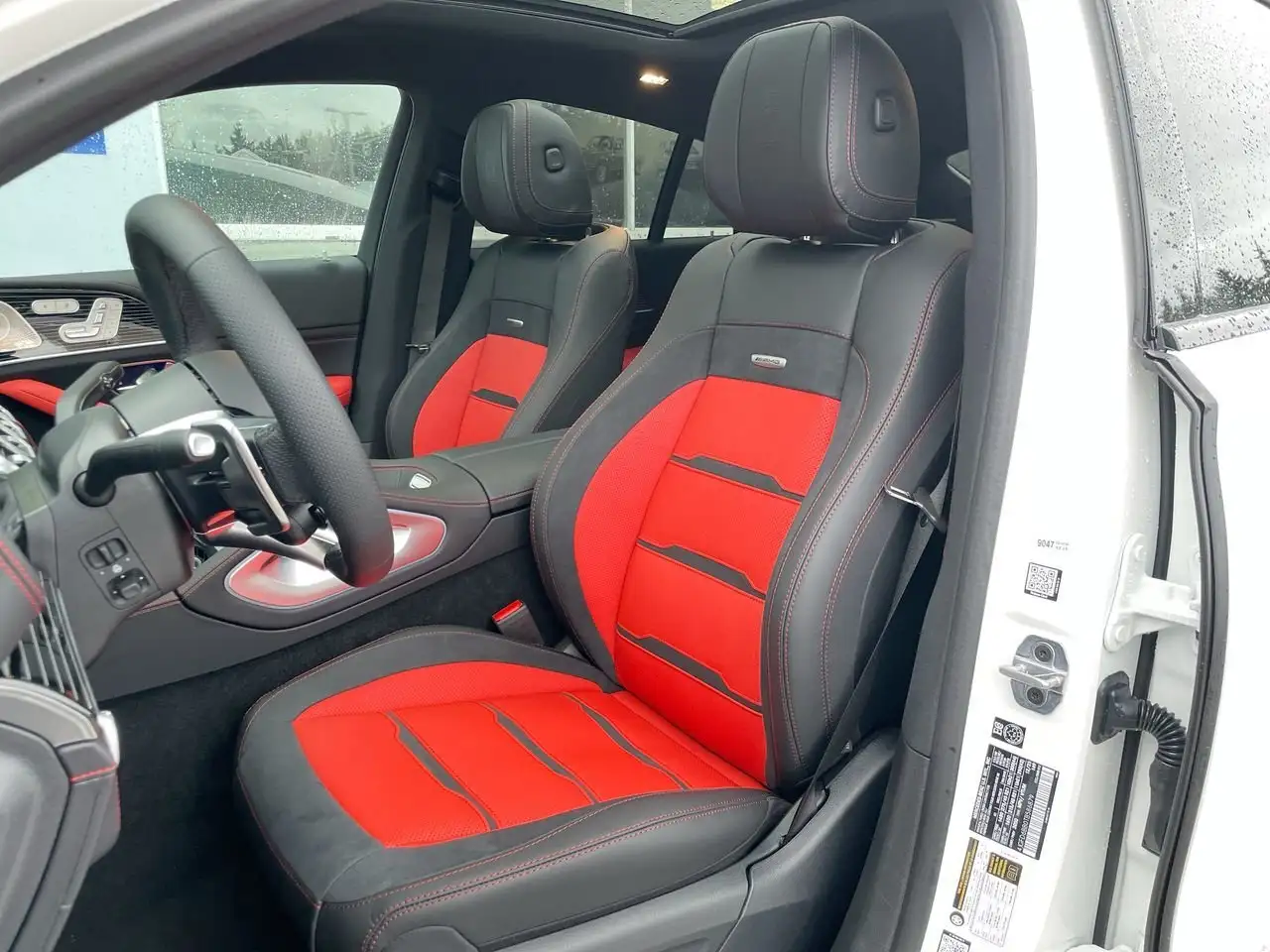 Mercedes-Benz GLE снимка Mercedes-Benz GLE