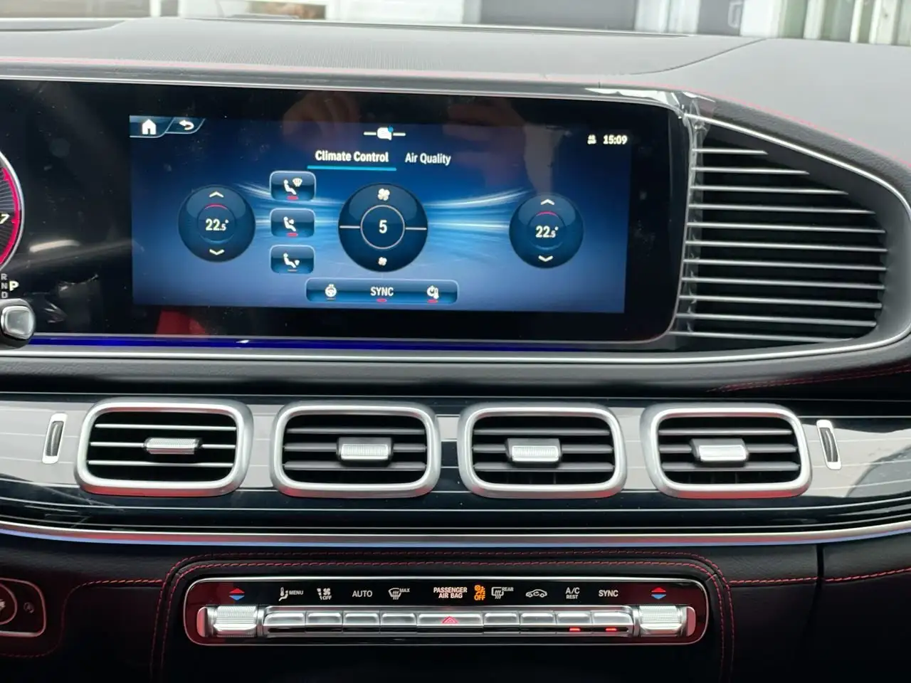 Mercedes-Benz GLE снимка Mercedes-Benz GLE