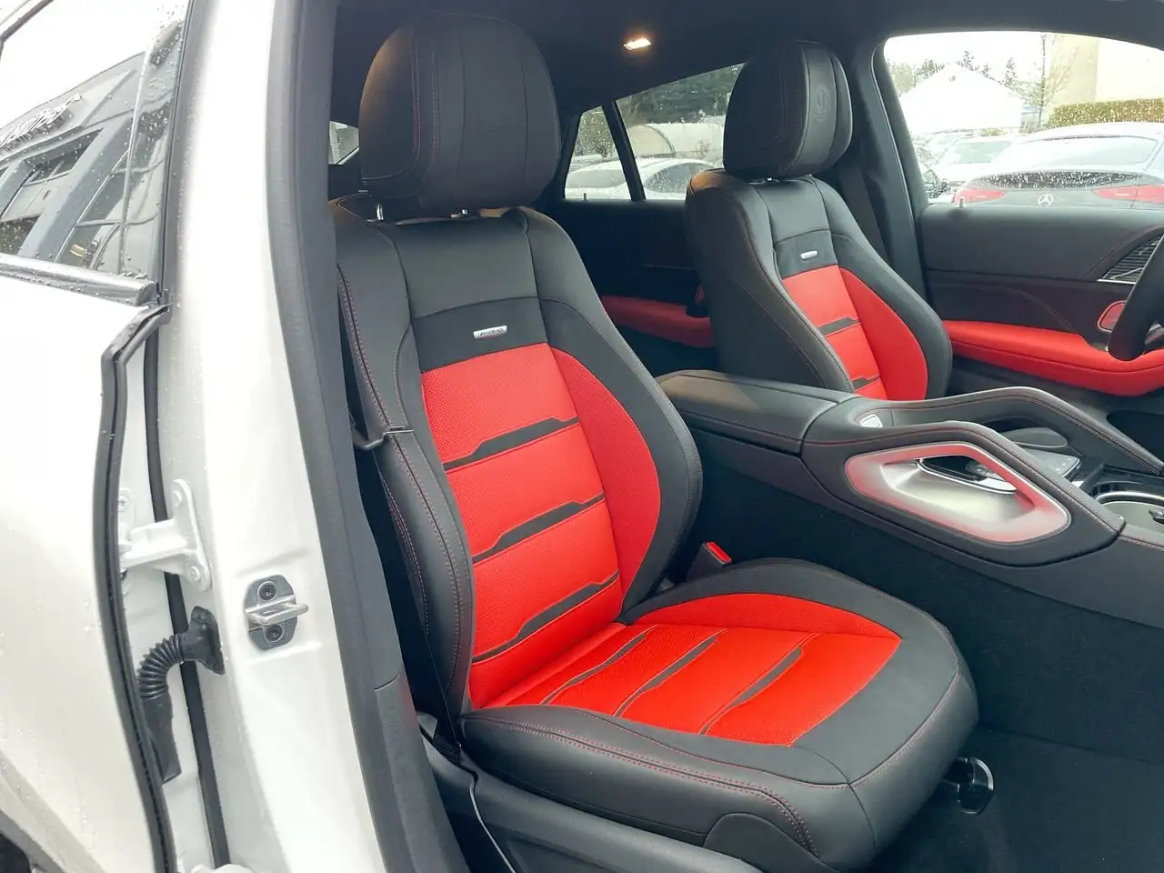 Mercedes-Benz GLE снимка Mercedes-Benz GLE