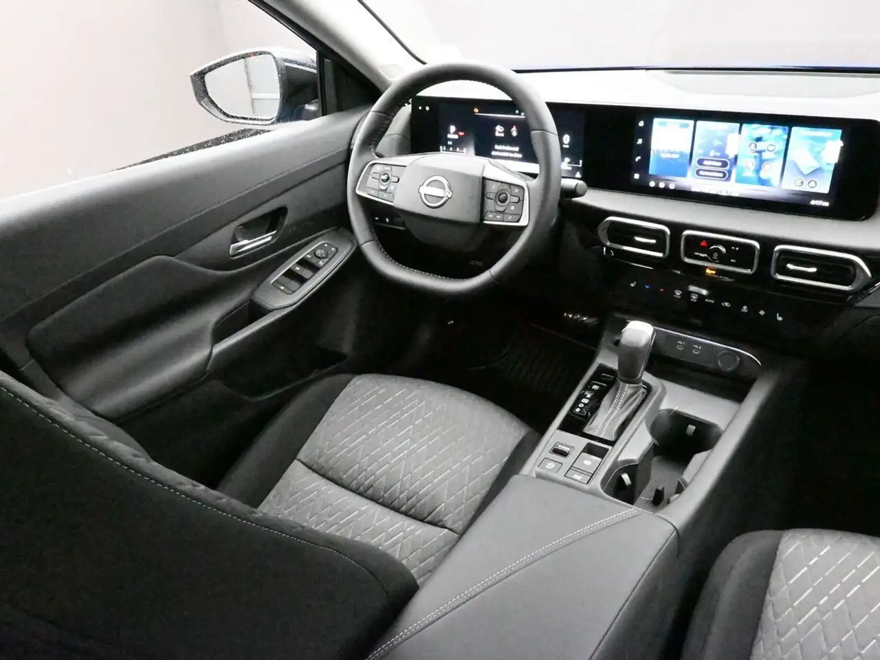 Nissan Sentra снимка Nissan Sentra