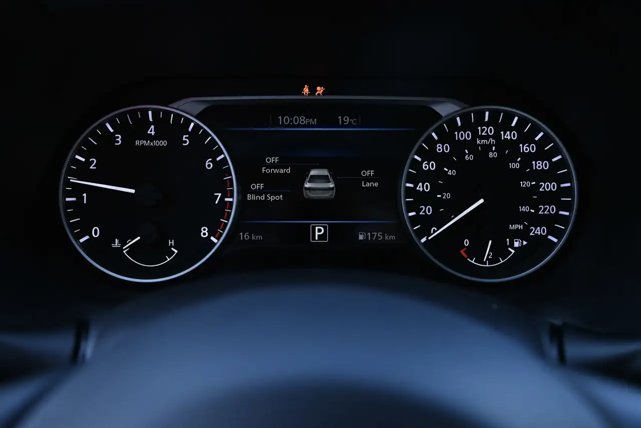 Nissan Sentra снимка Nissan Sentra