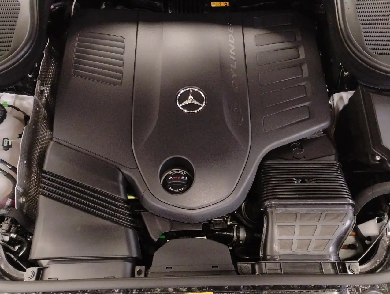 Mercedes-Benz GLE снимка Mercedes-Benz GLE