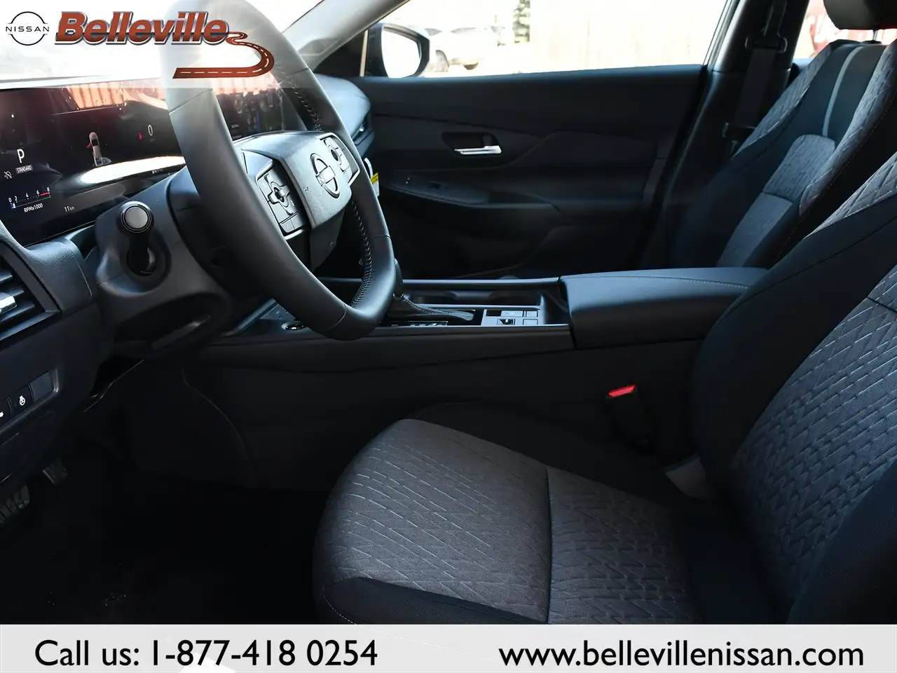 Nissan Sentra снимка Nissan Sentra