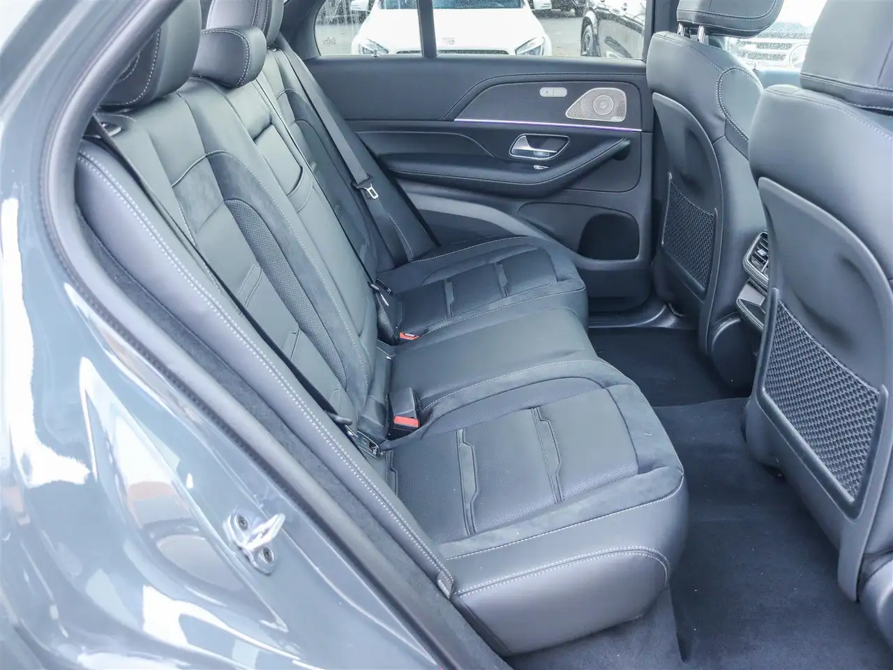 Mercedes-Benz GLE снимка Mercedes-Benz GLE