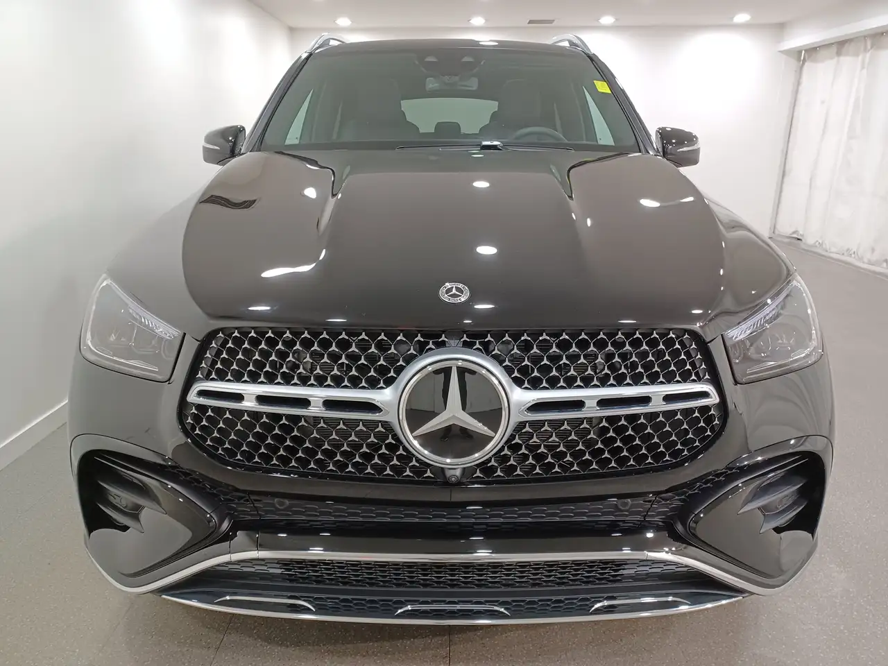 Mercedes-Benz GLE снимка Mercedes-Benz GLE