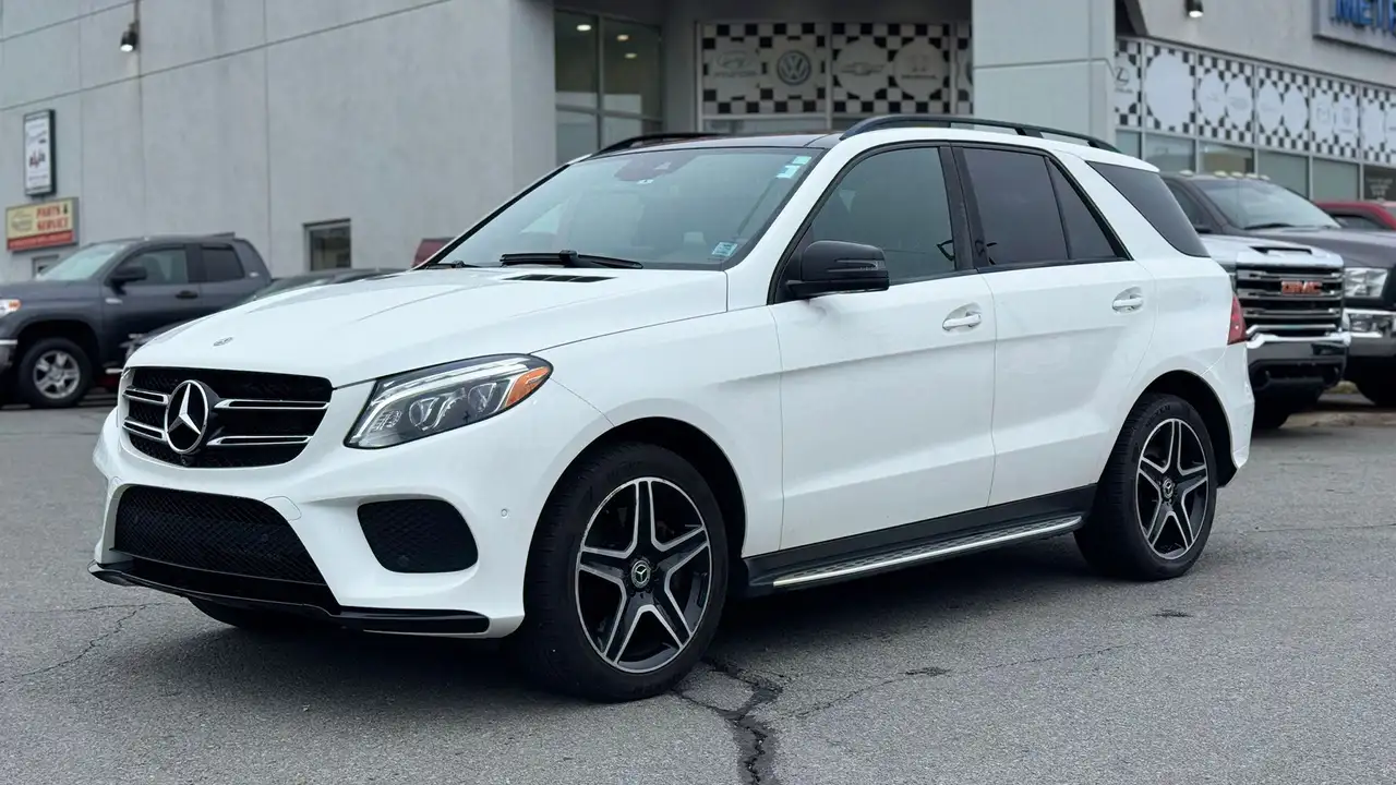 Mercedes-Benz GLE снимка Mercedes-Benz GLE
