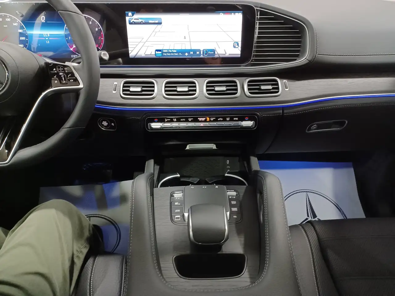 Mercedes-Benz GLE снимка Mercedes-Benz GLE