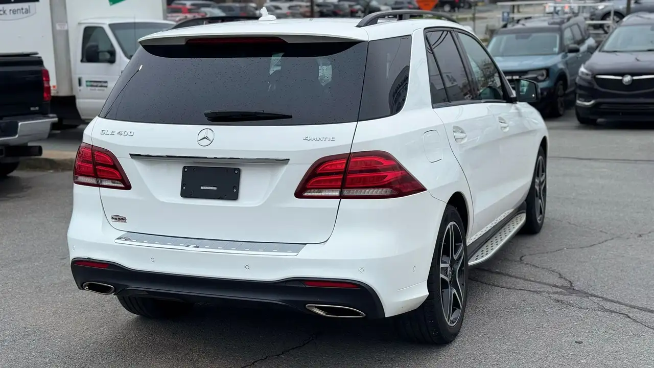 Mercedes-Benz GLE снимка Mercedes-Benz GLE
