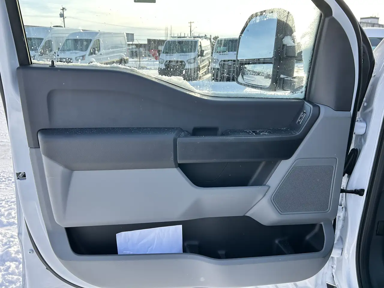 Ford F-550 Super Duty снимка Ford F-550 Super Duty