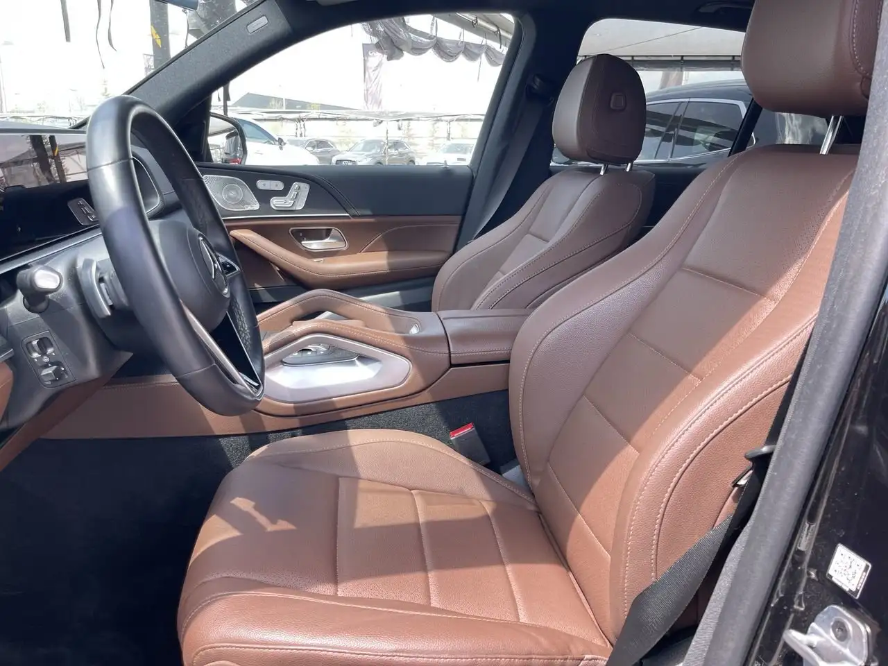 Mercedes-Benz GLE снимка Mercedes-Benz GLE