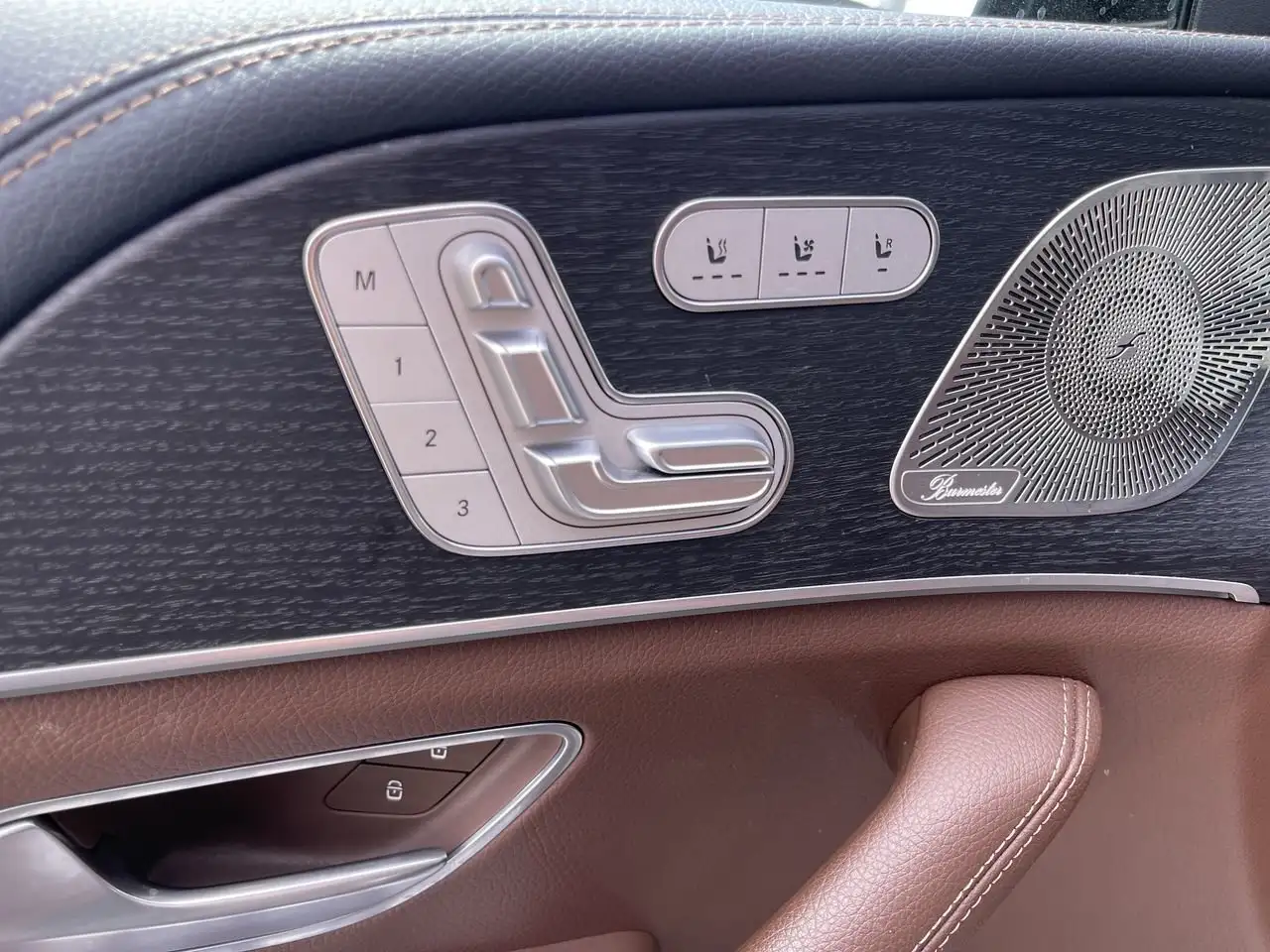 Mercedes-Benz GLE снимка Mercedes-Benz GLE