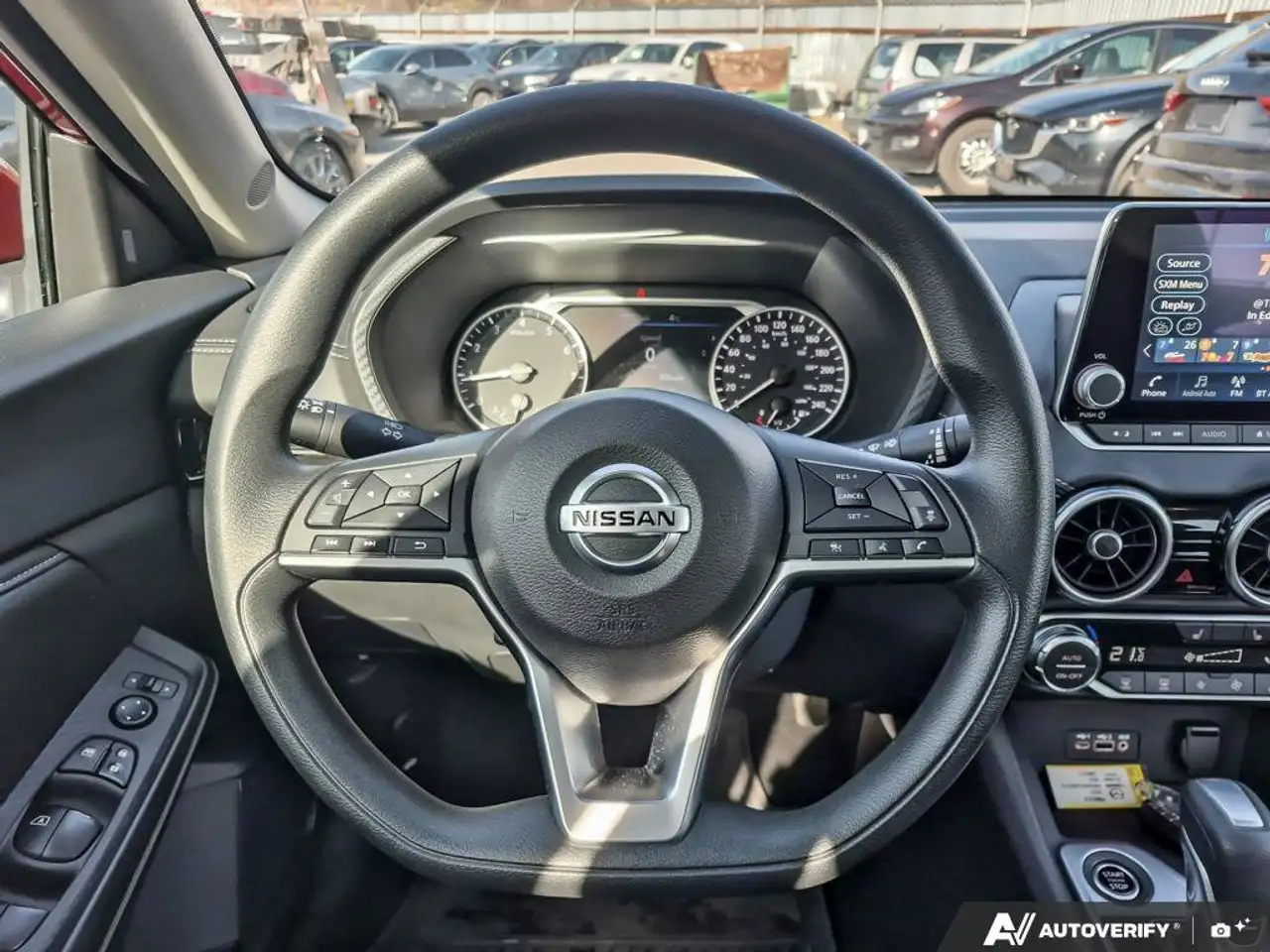 Nissan Sentra снимка Nissan Sentra