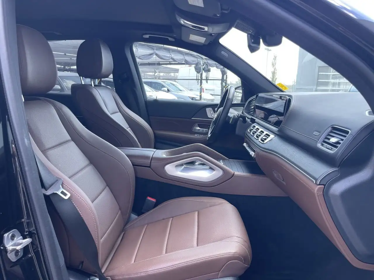 Mercedes-Benz GLE снимка Mercedes-Benz GLE